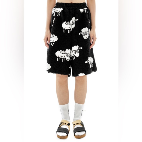 Natasha Zinko Duo Sheep Print Fleece Shorts NWT - Picture 2 of 13